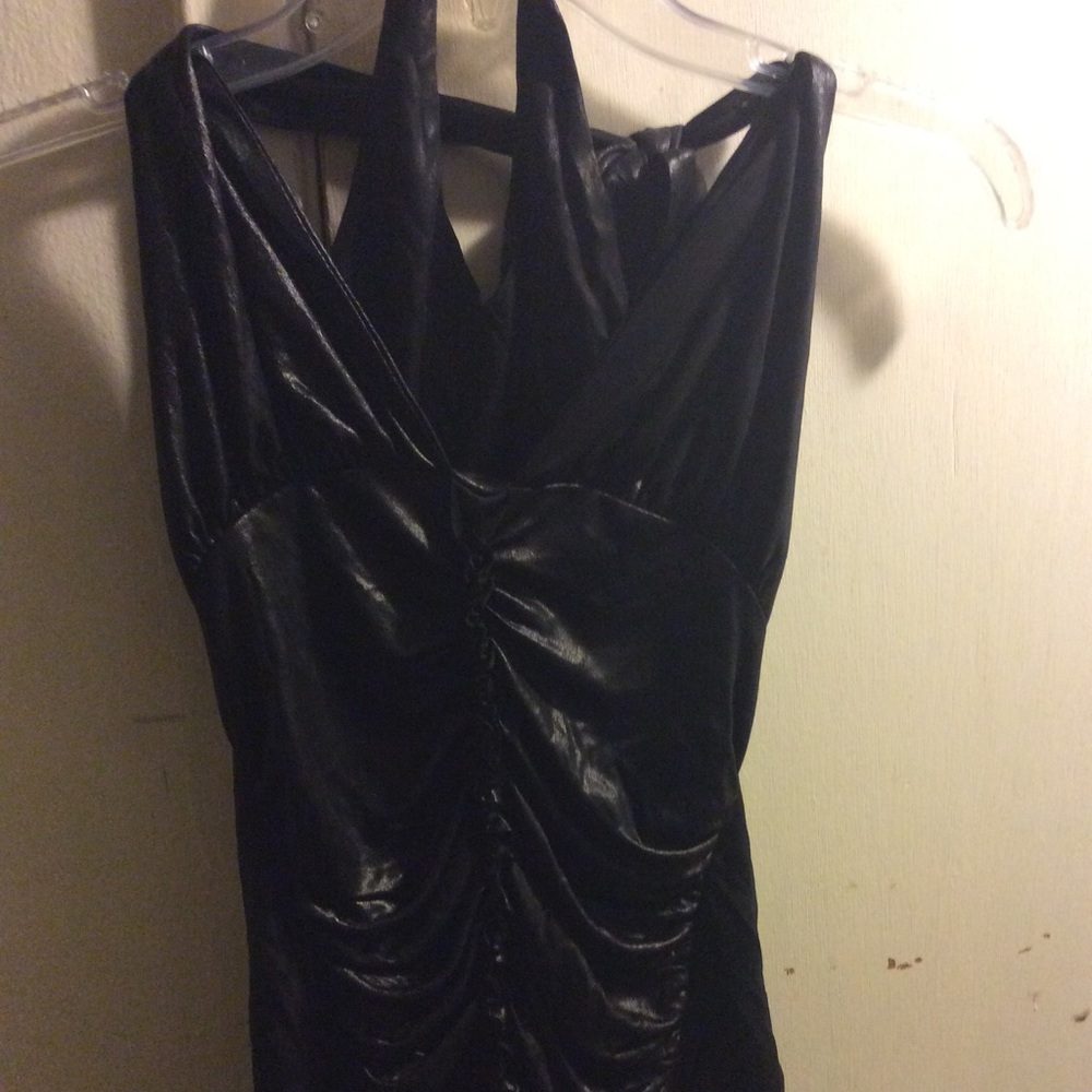 Stunning ruched halter tank